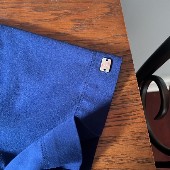 Greys anatomy scrub set - Picture 7 of 9